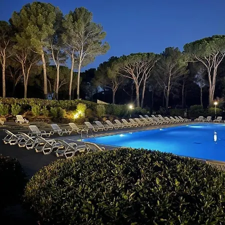 Domaine De Valescure Saint-raphael Piscine Clim * Saint-Raphael (Var)